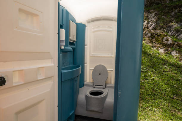 Best Event Portable Toilet Rental  in South Bend, WA